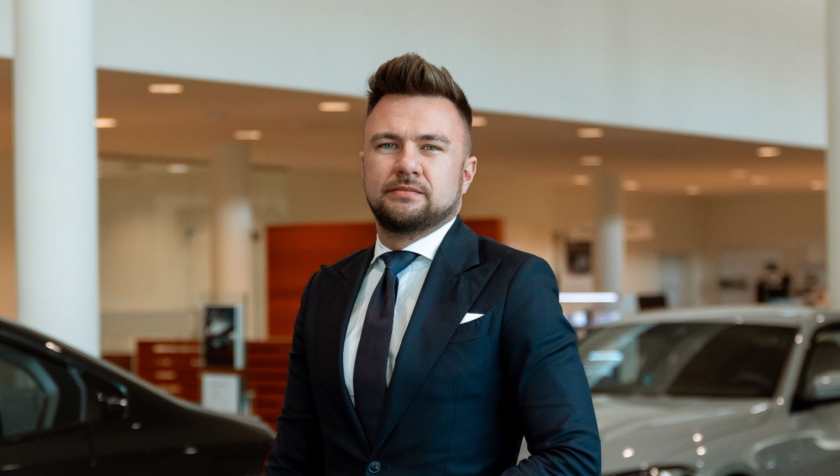 Adrian Szymański Doradca ds. Sprzedaży Samochodów Nowych BMW