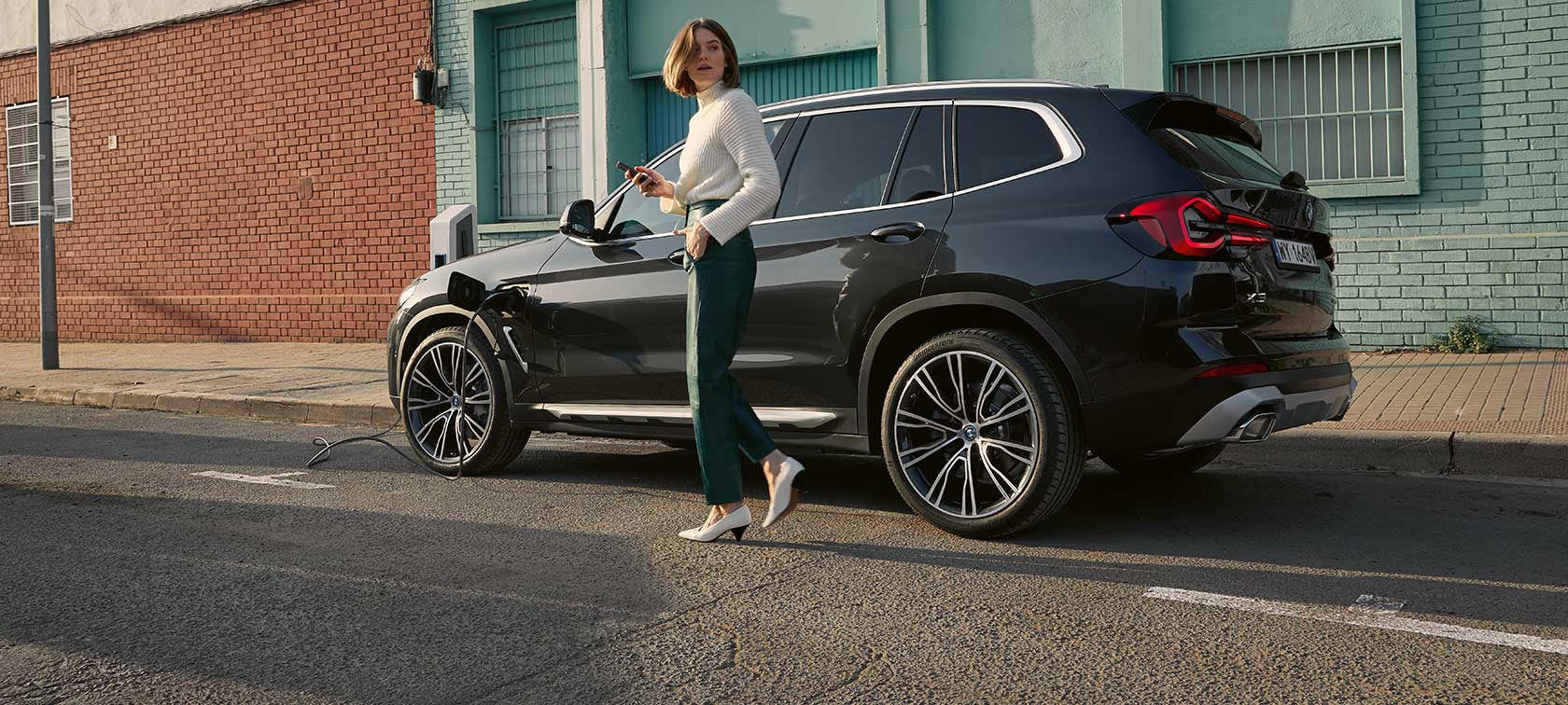 BMW X3 w BMW Premium Selection.